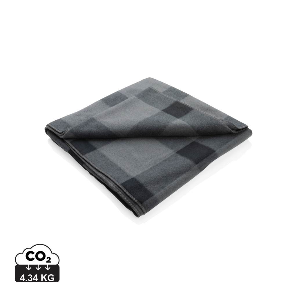 Soft plaid fleece blanket